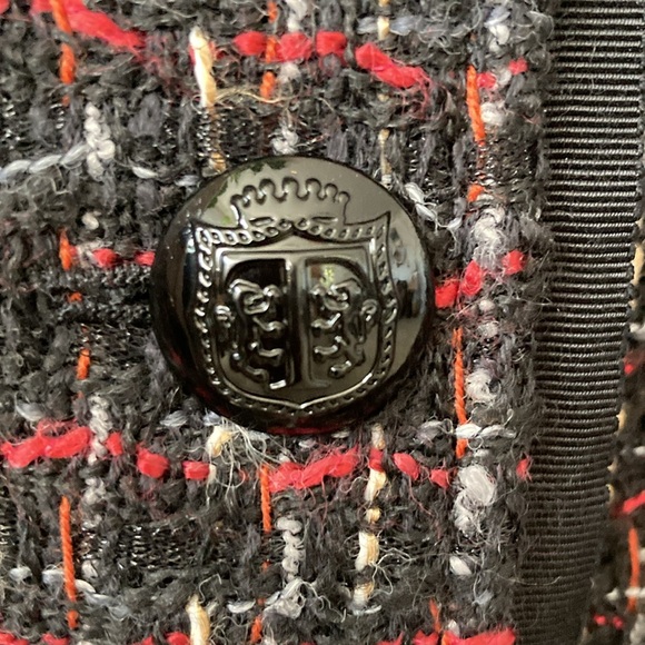 Tailored Talbots Petites “Chanel” style suit jacket. - Picture 3 of 8